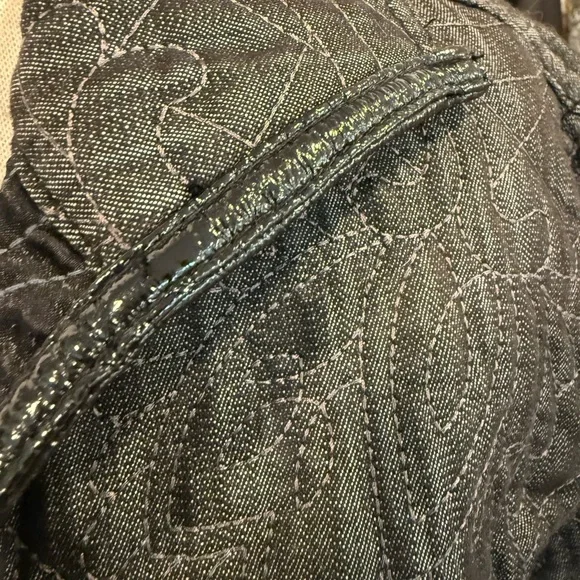 Chico’s Black Quilted Denim Jacket Size 1 (8 U.S.) - Picture 4 of 10